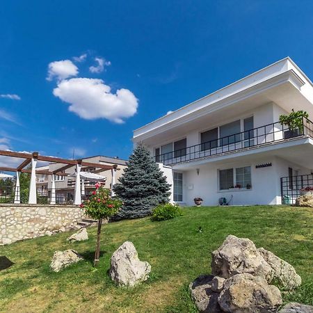 Apartman Lipa ミクロフ エクステリア 写真