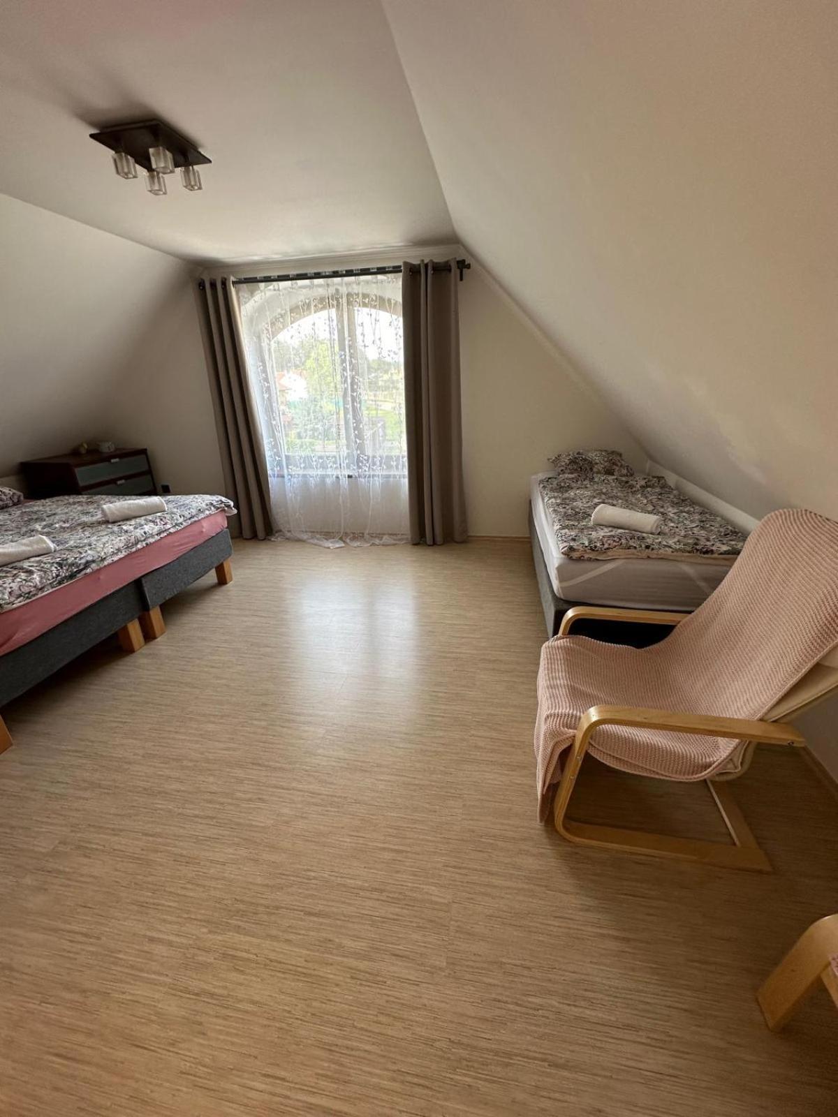 Apartman Lipa ミクロフ エクステリア 写真